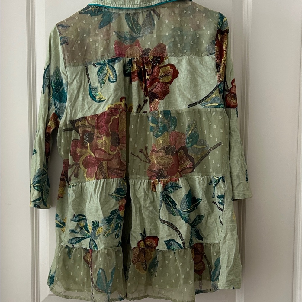 Soft Surroundings Floral button down Tunic ruffle detail back lined 3/4sleeve PL